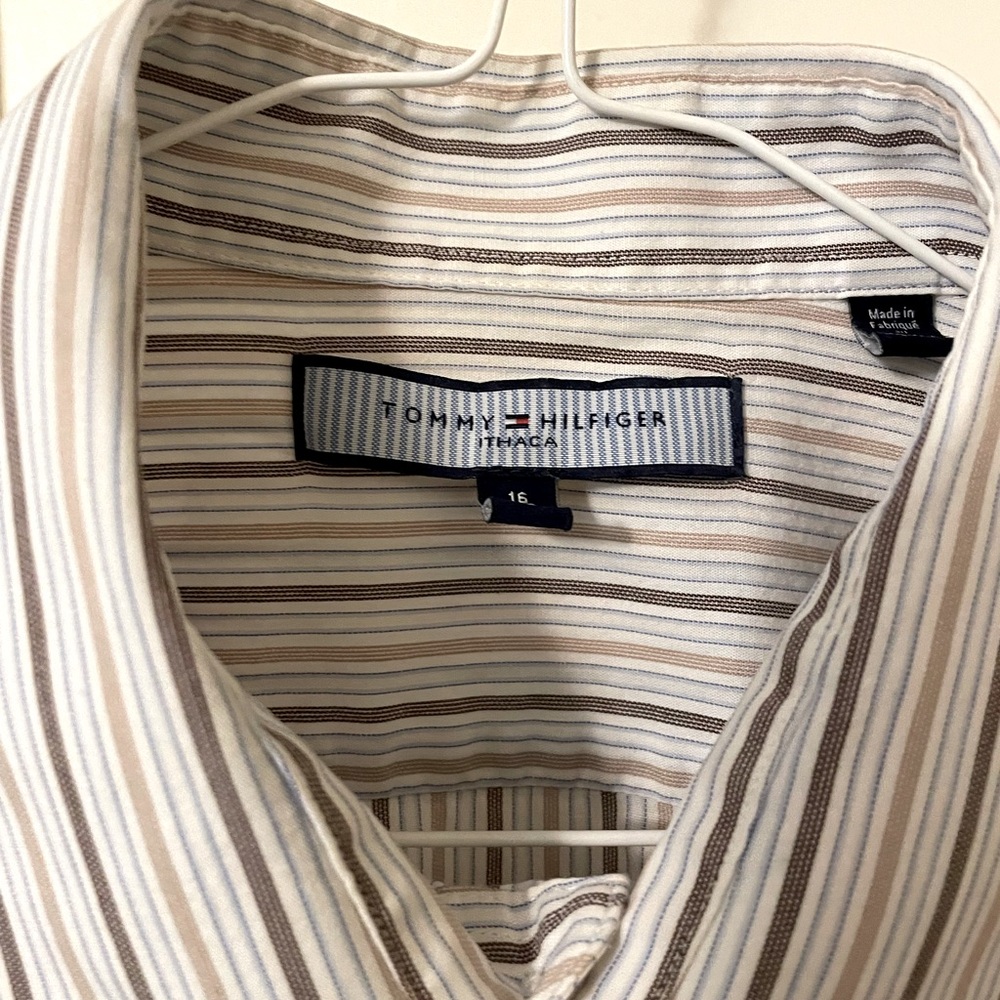 Men’s Tommy Hilfiger dress shirt